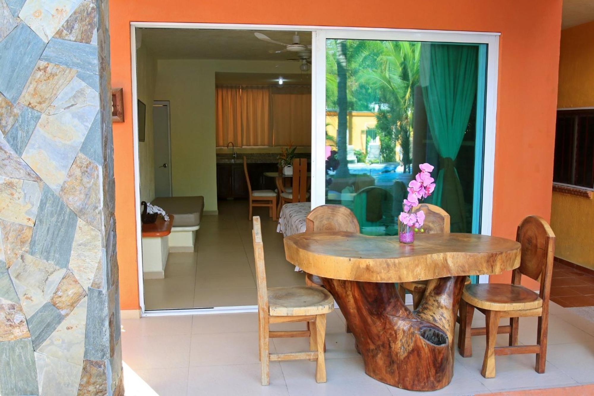 Villas Dulce Suenos 瓜亚比托斯 外观 照片