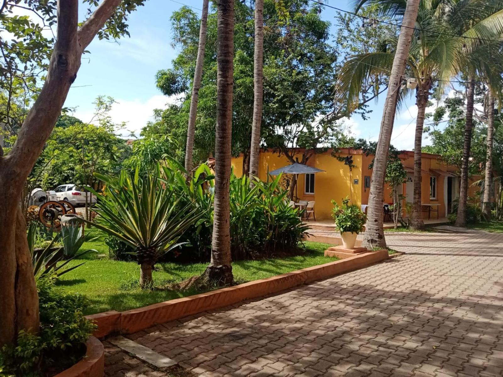 Villas Dulce Suenos 瓜亚比托斯 外观 照片