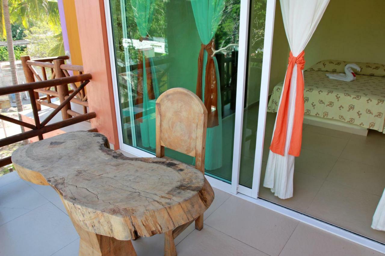Villas Dulce Suenos 瓜亚比托斯 外观 照片